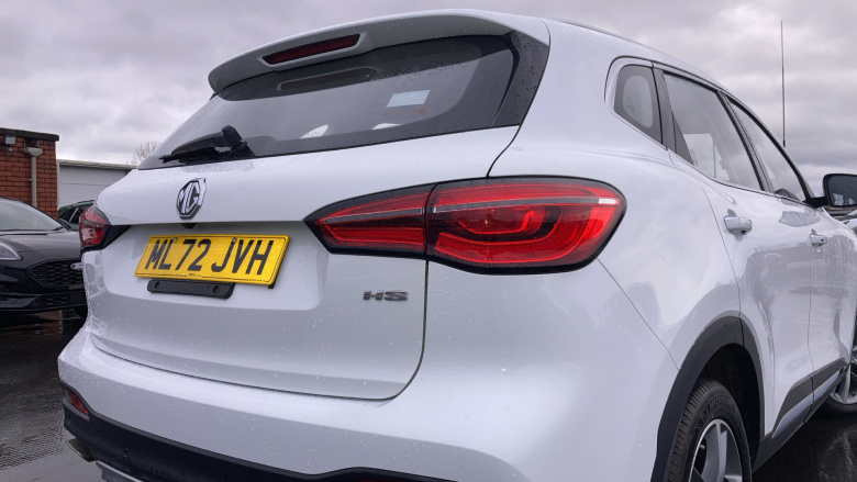 MG Hs 1.5 T-GDI Excite 5dr DCT Petrol Hatchback